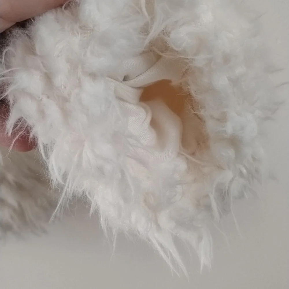 XXI White Faux‎ Fur Mob Wife Statement Jacket